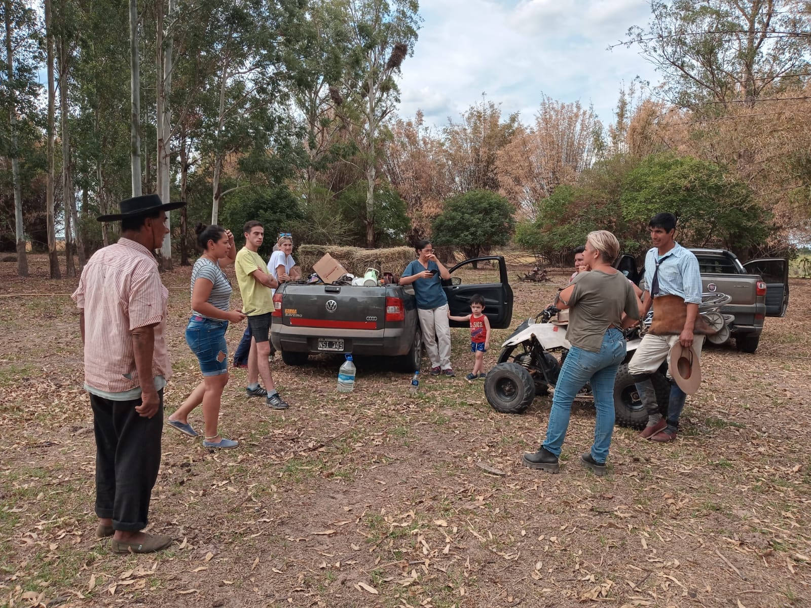 outreach 4. For any of outreach photos you use could you credit Red de Veterinarios en Catástrofes – Argentina